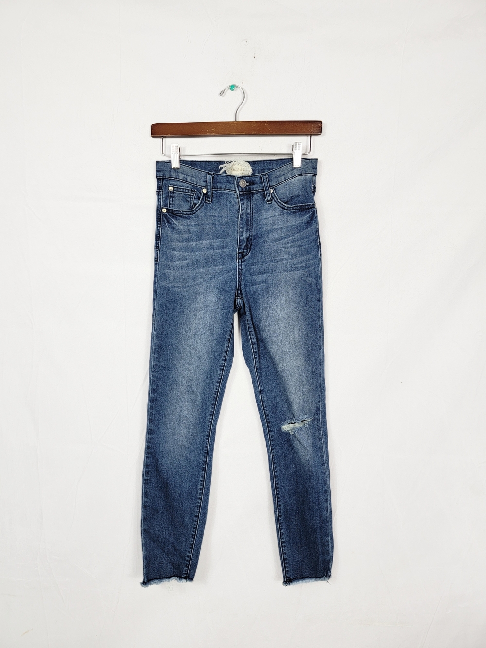 Women’s Size 27/5 Altar'd State High-Rise Skinny Jeans